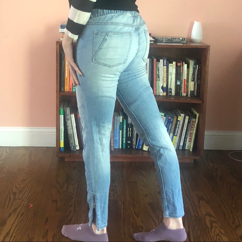 H&M MAMA maternity jeans